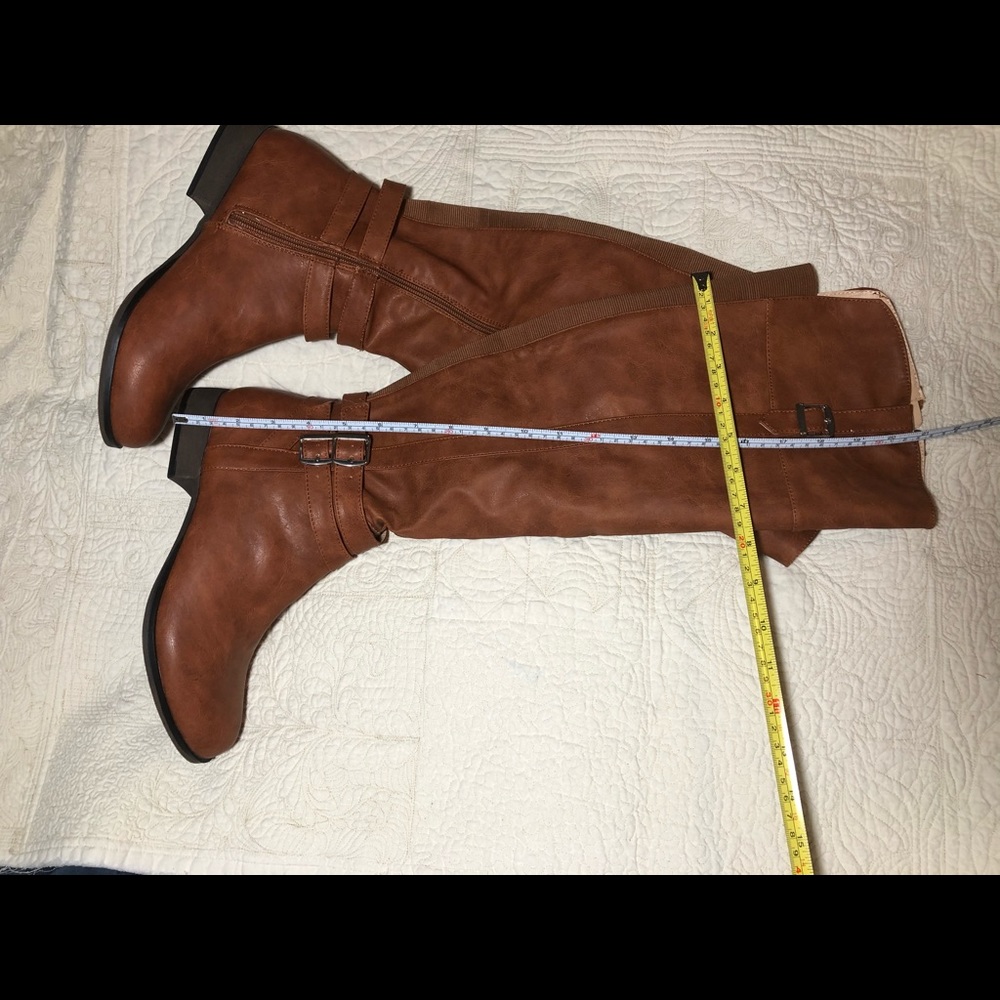 Never worn tan leather over-the-knee boots 👢 ❤️